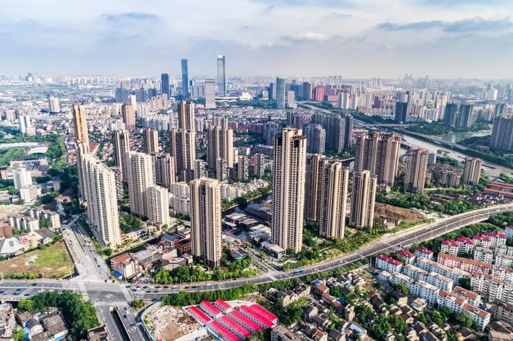 Bùng Nổ Hạ Tầng, Đô Thị Hoá Và Năng Lượng Tái Tạo