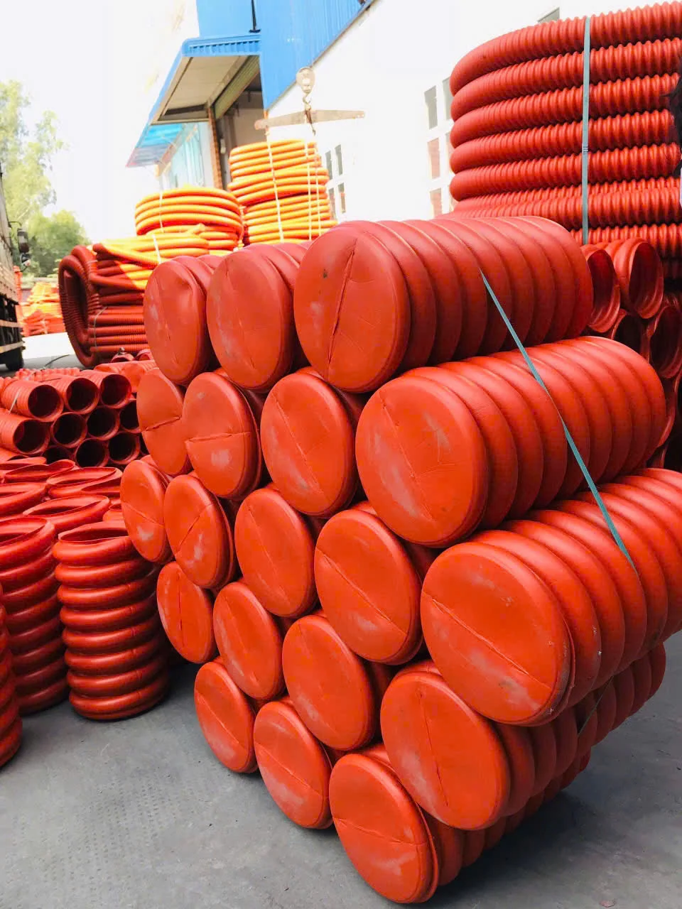 Mối Nối Ống HDPE Ngâm Nước Dễ Rò Rỉ Nếu Chỉ Dùng Măng Sông